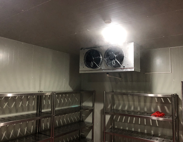 工業(yè)冷水機組